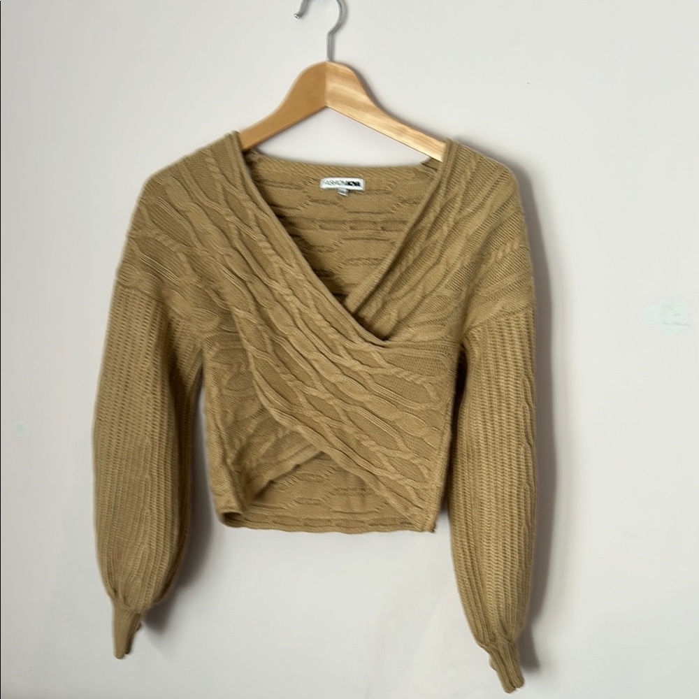 Cropped Knit Sweater Size S